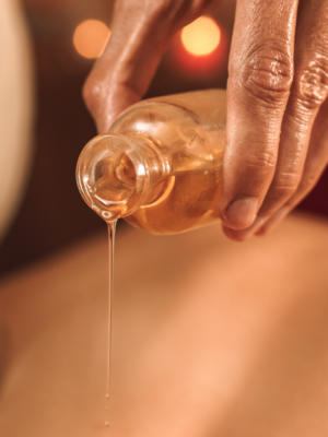 Oleação e Massagem com Alinhamento Energético